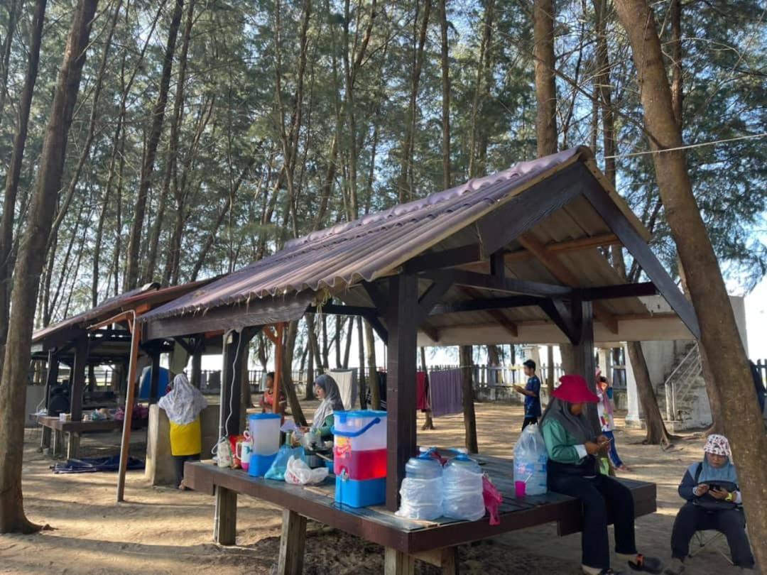 Dgeting Beach Resort Tumpat Экстерьер фото